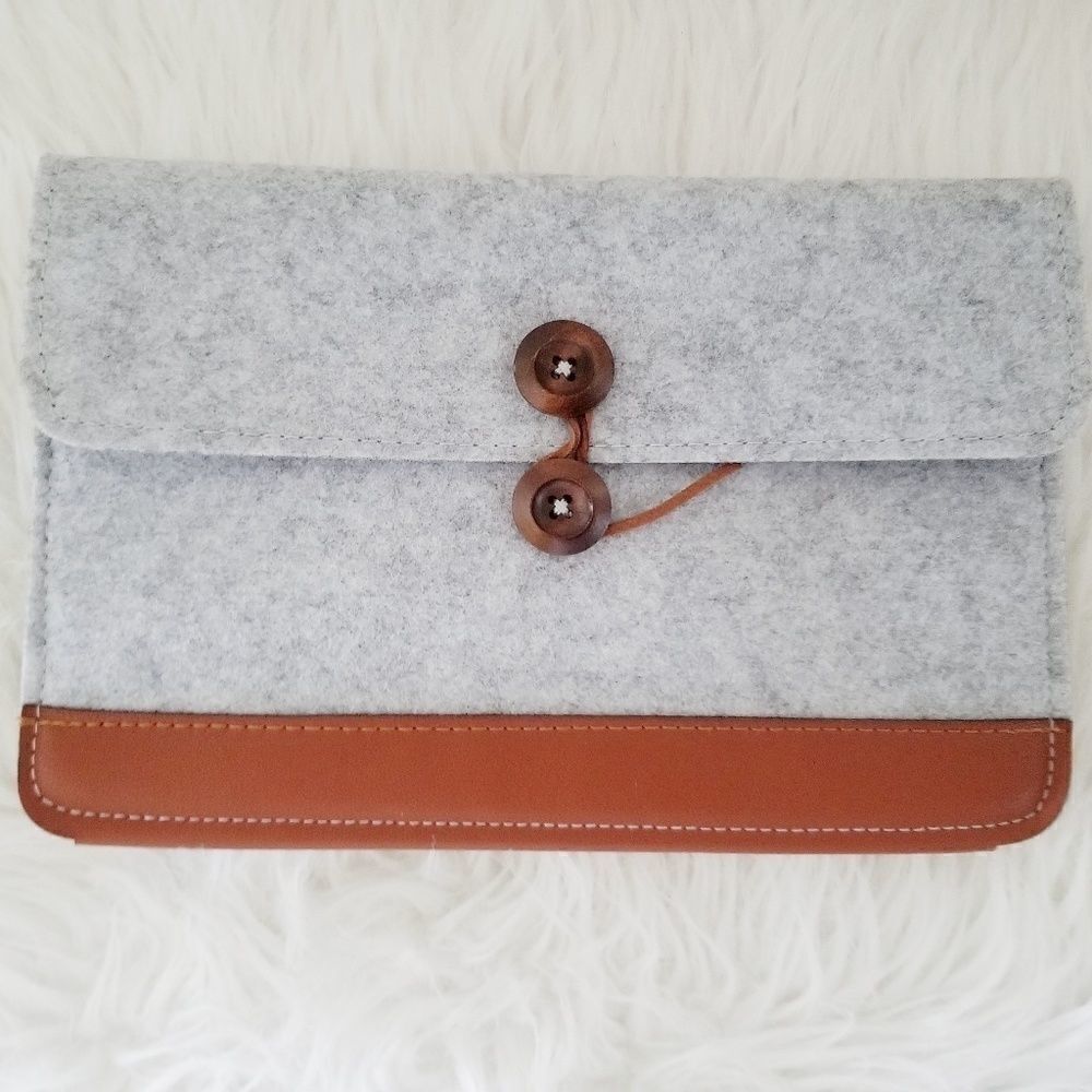 Women's clutch 